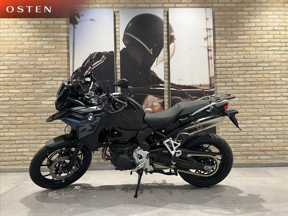 BMW F 800 GS PLUS BMW F 800 GS PLUS